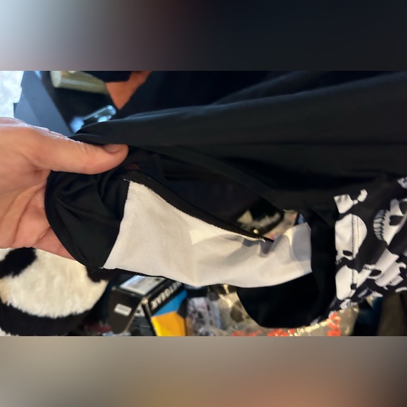 Hot topic xxl skull bathing suit swimwear goth punk one piece - Picture 6 of 8